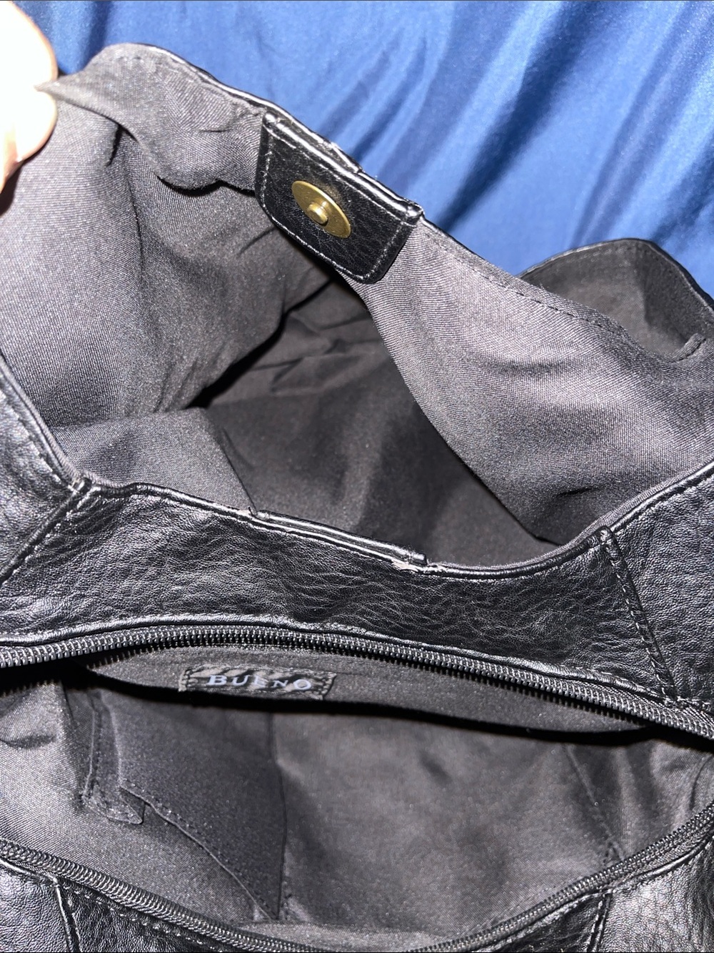 BUENO Black Pebbled Shoulder Bag with Multiple Pockets - Picture 7 of 9